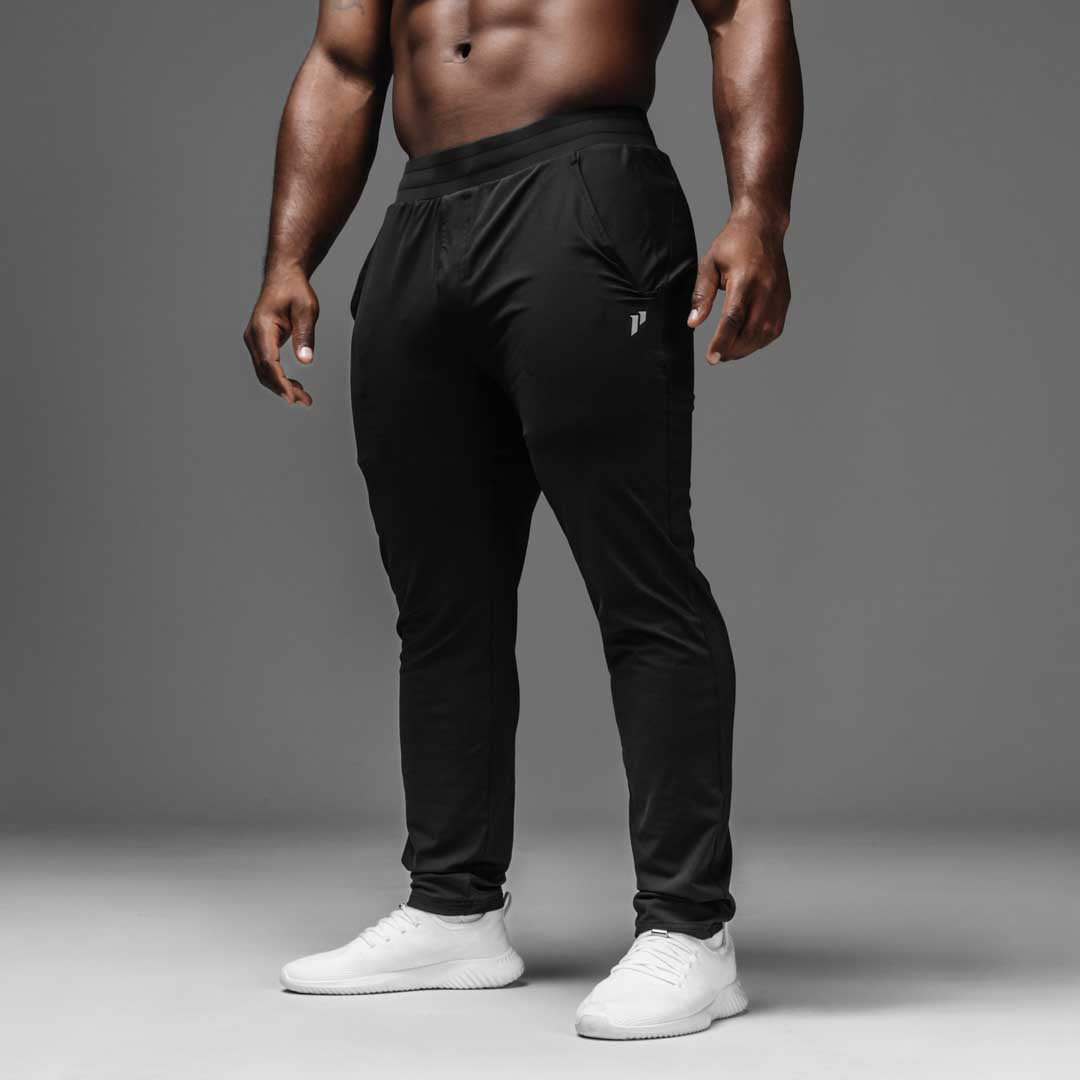 Core Performance Tapered Pant